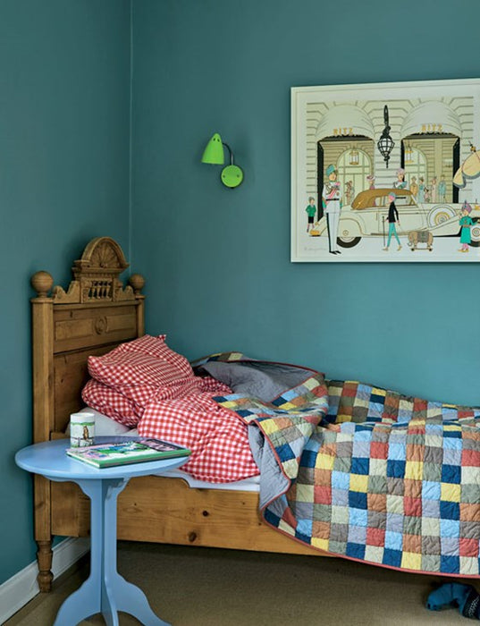 Oval Room Blue - No. 85