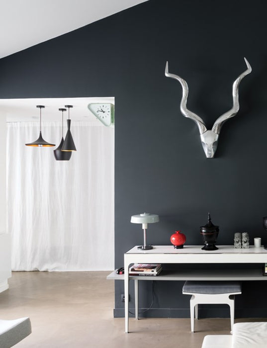 Pitch Black - No. 256